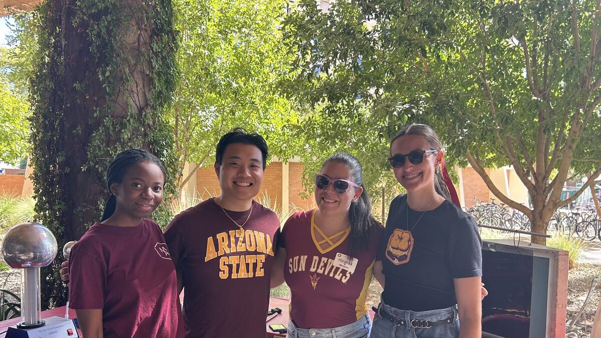 Material Advantage E-board tabling at Homecoming